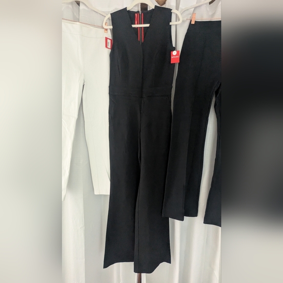 Spanx Small Tall Bundle Jumpsuit & Perfect Flare & White straight leg - Picture 3 of 4